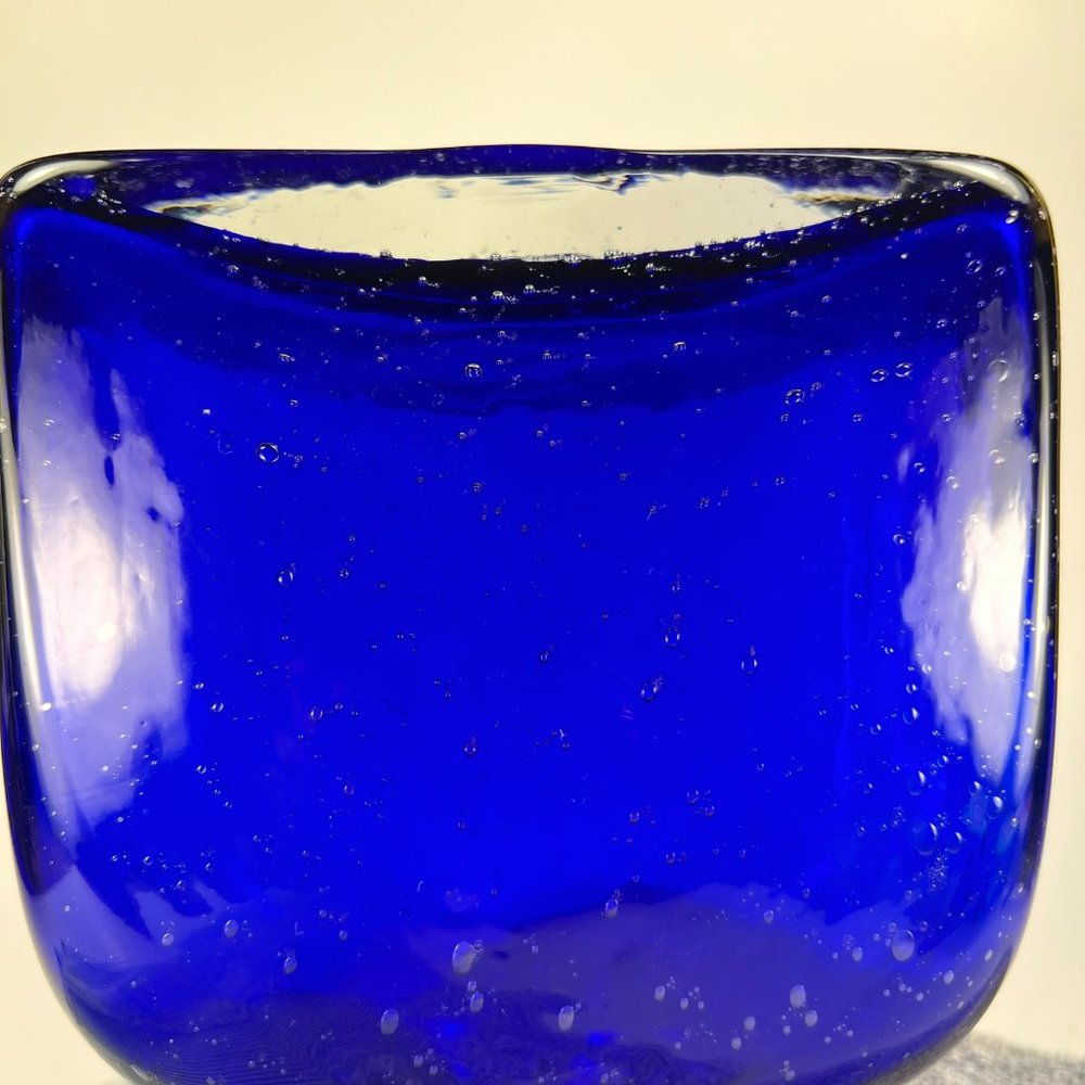 Cobalt Blue Vase Clear Cased Art Glass Hand Blown Bubbles Pattern - Picture 8 of 16